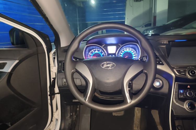 Used Hyundai Elantra (5th Generation / Langdong) 2015 1.6L Automatic Leading Model Steering Wheel