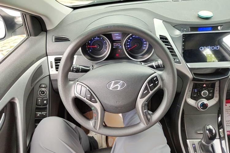 Used Hyundai Elantra (5th Generation / Langdong) 2015 1.6L Automatic Leading Model Steering Wheel