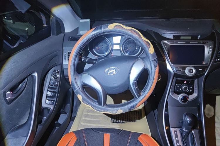 Used Hyundai Elantra (5th Generation / Langdong) 2015 1.6L Automatic Leading Model Steering Wheel