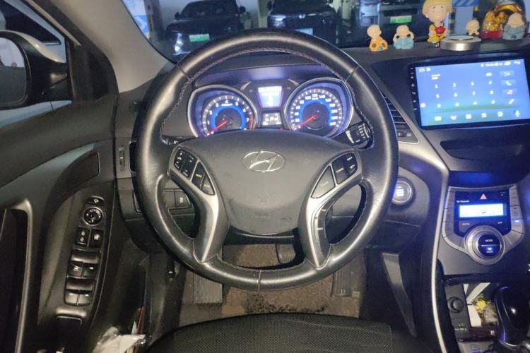 Used Hyundai Elantra (5th Generation / Langdong) 2015 1.6L Automatic Luxury Model Steering Wheel