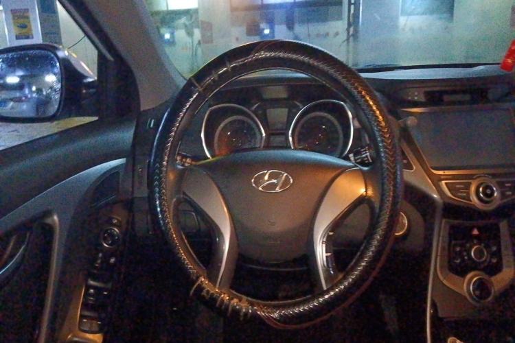 Used Hyundai Elantra (5th Generation / Langdong) 2015 1.6L Automatic Leading Model Steering Wheel