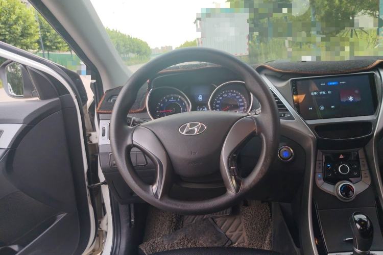 Used Hyundai Elantra (5th Generation / Langdong) 2015 1.6L Automatic Leading Model Steering Wheel