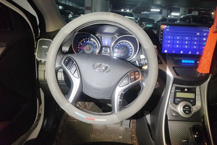Used Hyundai Elantra (5th Generation / Langdong) 2015 1.6L Automatic Luxury Model Steering Wheel