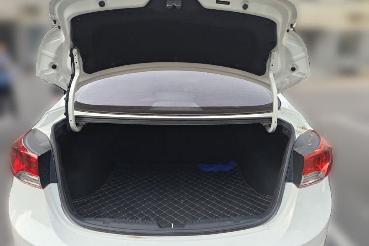 Used Hyundai Elantra (5th Generation / Langdong) 2015 1.6L Automatic Leading Model Trunk