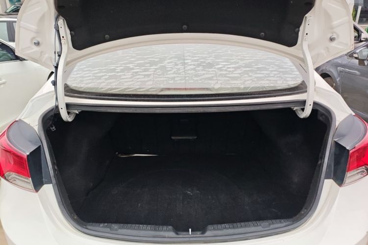 Used Hyundai Elantra (5th Generation / Langdong) 2015 1.6L Automatic Leading Model Trunk