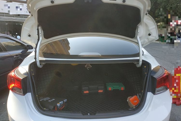 Used Hyundai Elantra (5th Generation / Langdong) 2015 1.6L Automatic Luxury Model Trunk