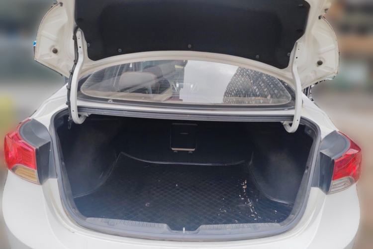 Used Hyundai Elantra (5th Generation / Langdong) 2015 1.6L Automatic Leading Model Trunk