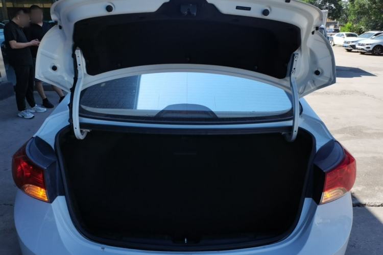 Used Hyundai Elantra (5th Generation / Langdong) 2015 1.6L Automatic Leading Model Trunk