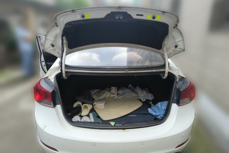 Used Hyundai Elantra (5th Generation / Langdong) 2015 1.6L Manual Fashion Edition Trunk
