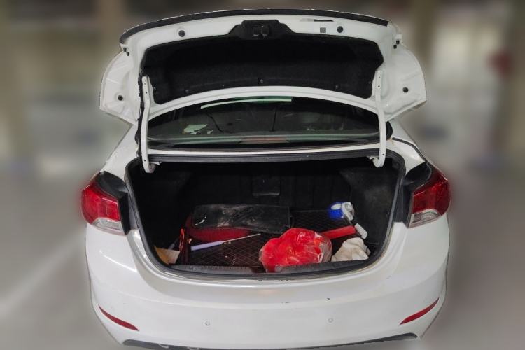 Used Hyundai Elantra (5th Generation / Langdong) 2015 1.6L Automatic Leading Model Trunk