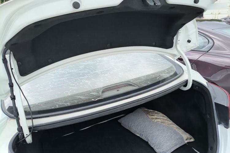Used Hyundai Elantra (5th Generation / Langdong) 2015 1.6L Automatic Fashion Model Trunk