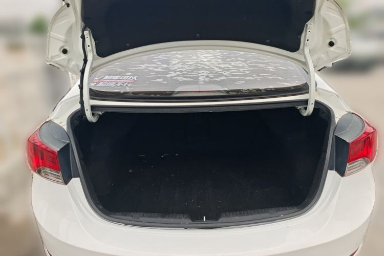 Used Hyundai Elantra (5th Generation / Langdong) 2015 1.6L Automatic Leading Model Trunk