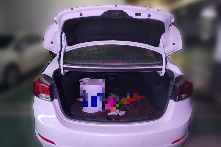 Used Hyundai Elantra (5th Generation / Langdong) 2015 1.6L Automatic Luxury Model Trunk