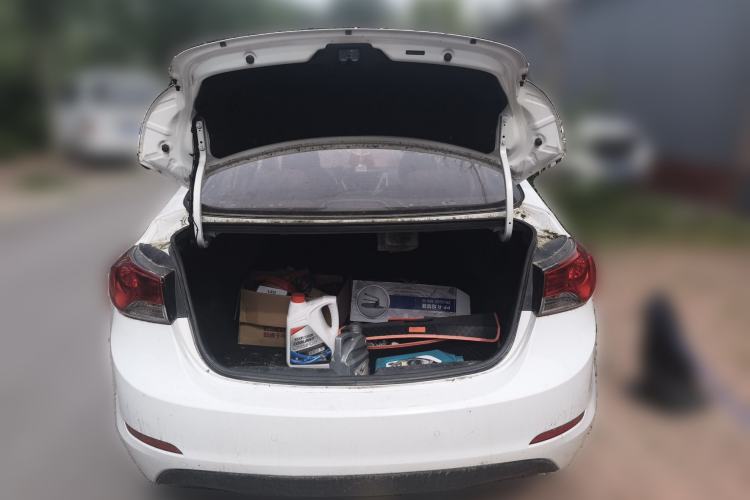 Used Hyundai Elantra (5th Generation / Langdong) 2015 1.6L Manual Leading Model Trunk