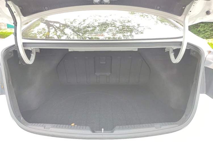 Used Hyundai Elantra (5th Generation / Langdong) 2015 1.6L Automatic Leading Model Trunk