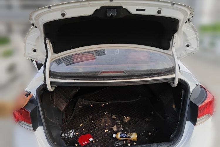 Used Hyundai Elantra (5th Generation / Langdong) 2015 1.6L Manual Leading Model Trunk