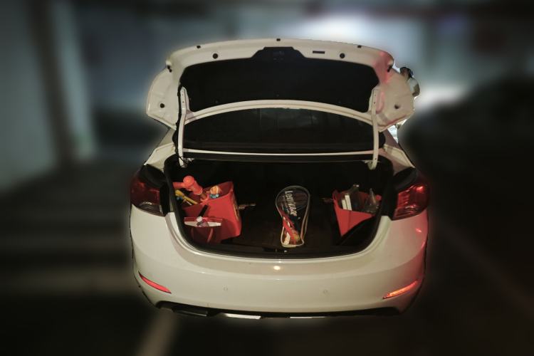 Used Hyundai Elantra (5th Generation / Langdong) 2015 1.6L Manual Leading Model Trunk