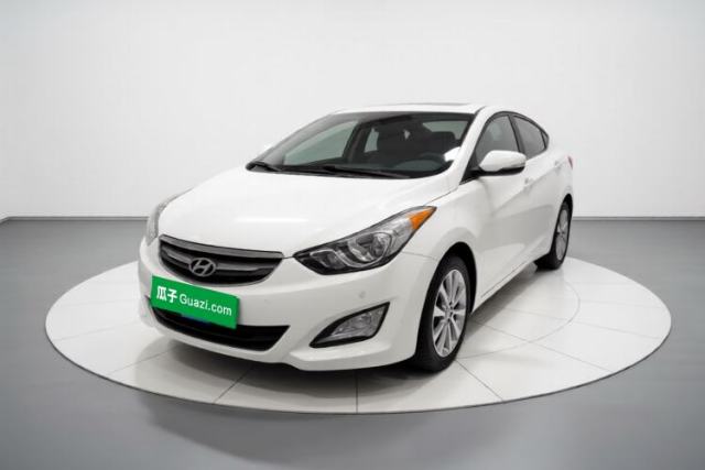 Hyundai Elantra (5th Generation / Langdong) 2015 1.6L Automatic Luxury Model usado