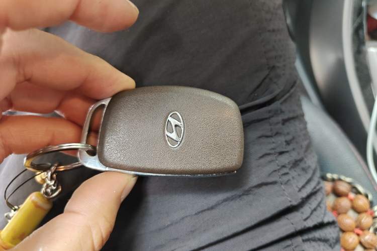 Used Hyundai Elantra (5th Generation / Langdong) 2015 1.6L Automatic Leading Model Vehicle Key