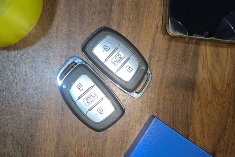 Used Hyundai Elantra (5th Generation / Langdong) 2015 1.6L Automatic Leading Model Vehicle Key