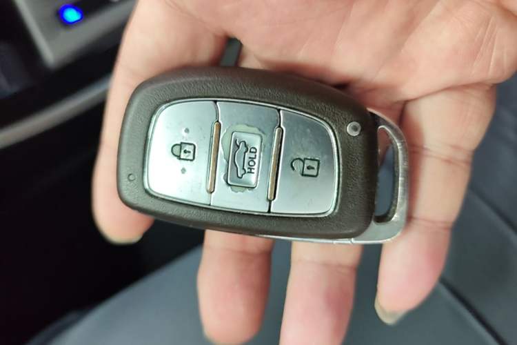 Used Hyundai Elantra (5th Generation / Langdong) 2015 1.6L Automatic Leading Model Vehicle Key