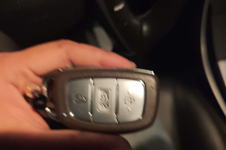 Used Hyundai Elantra (5th Generation / Langdong) 2015 1.6L Automatic Luxury Model Vehicle Key