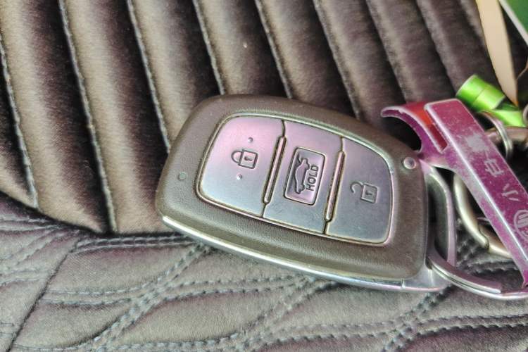 Used Hyundai Elantra (5th Generation / Langdong) 2015 1.6L Automatic Leading Model Vehicle Key