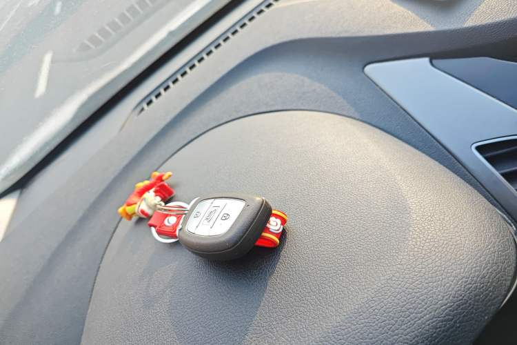 Used Hyundai Elantra (5th Generation / Langdong) 2015 1.6L Manual Leading Model Vehicle Key