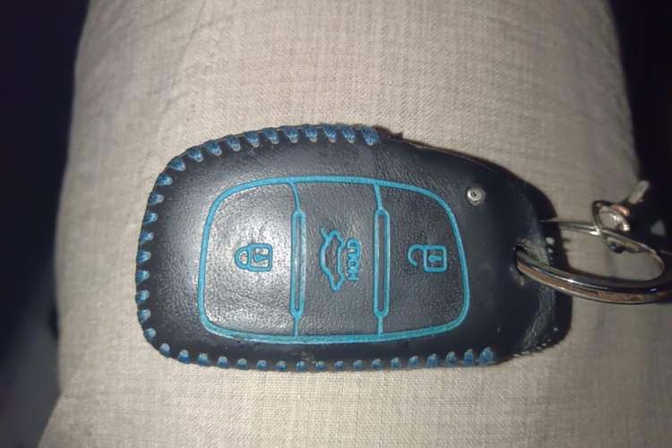 Used Hyundai Elantra (5th Generation / Langdong) 2015 1.6L Automatic Leading Model Vehicle Key