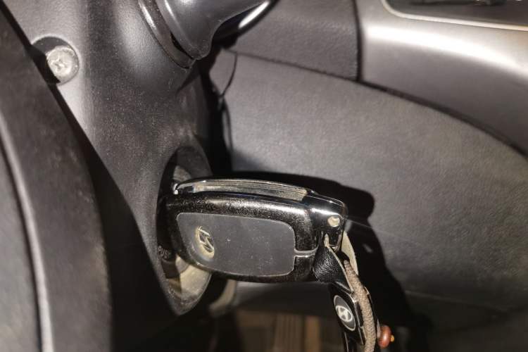 Used Hyundai Elantra (5th Generation / Langdong) 2015 1.6L Automatic Fashion Model Vehicle Key