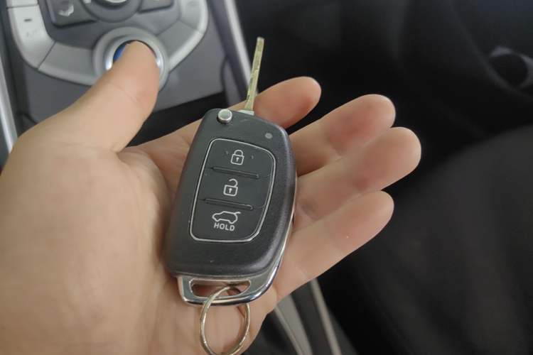 Used Hyundai Elantra (5th Generation / Langdong) 2015 1.6L Automatic Leading Model Vehicle Key