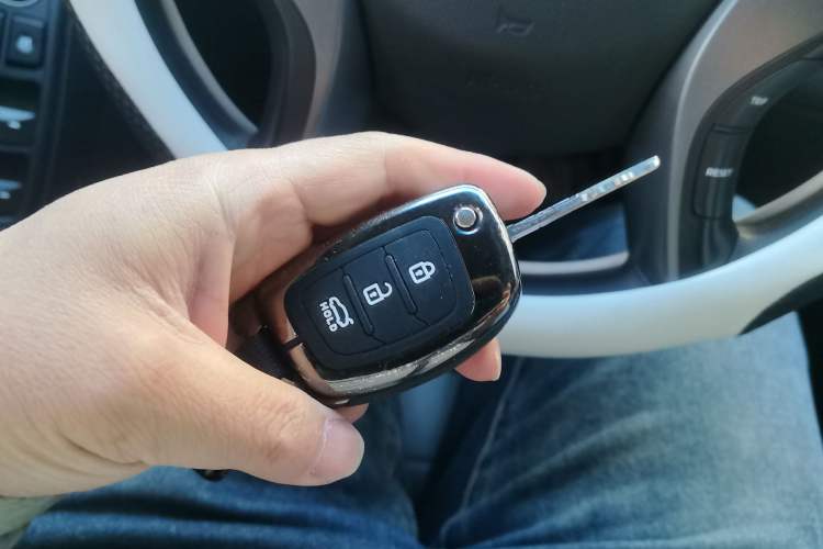 Used Hyundai Elantra (5th Generation / Langdong) 2015 1.6L Manual Fashion Edition Vehicle Key