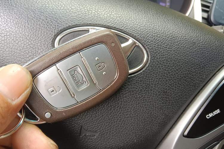 Used Hyundai Elantra (5th Generation / Langdong) 2015 1.6L Automatic Leading Model Vehicle Key