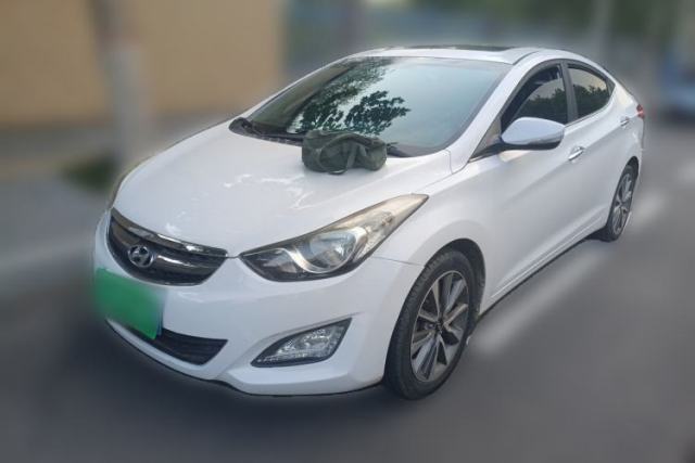 Używany Hyundai Elantra (5th Generation / Langdong) 2015 1.6L Automatic Leading Model