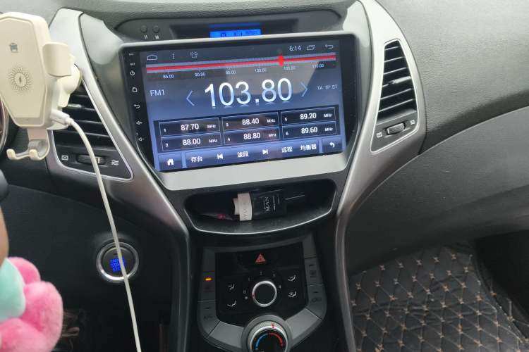 Used Hyundai Elantra (5th Generation / Langdong) 2015 1.6L Automatic Leading Model Audio And AC Panel