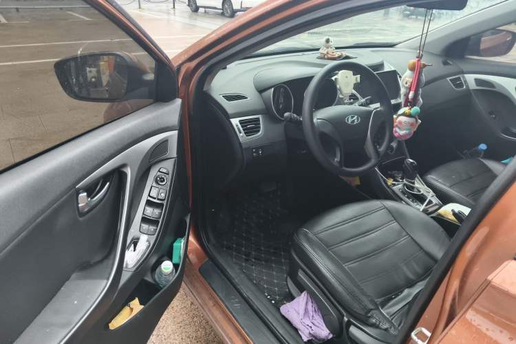 Used Hyundai Elantra (5th Generation / Langdong) 2015 1.6L Automatic Leading Model Driver Seat