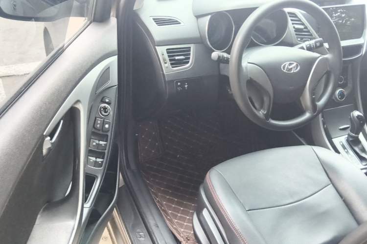 Used Hyundai Elantra (5th Generation / Langdong) 2015 1.6L Automatic Leading Model Driver Seat