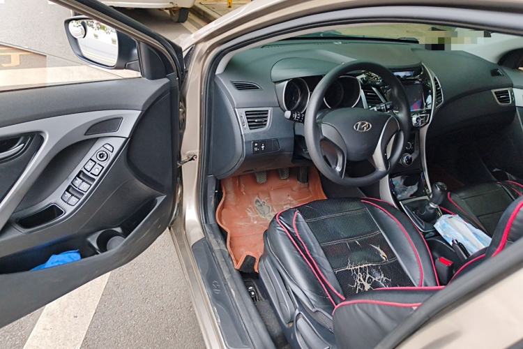 Used Hyundai Elantra (5th Generation / Langdong) 2015 1.6L Manual Leading Model Driver Seat