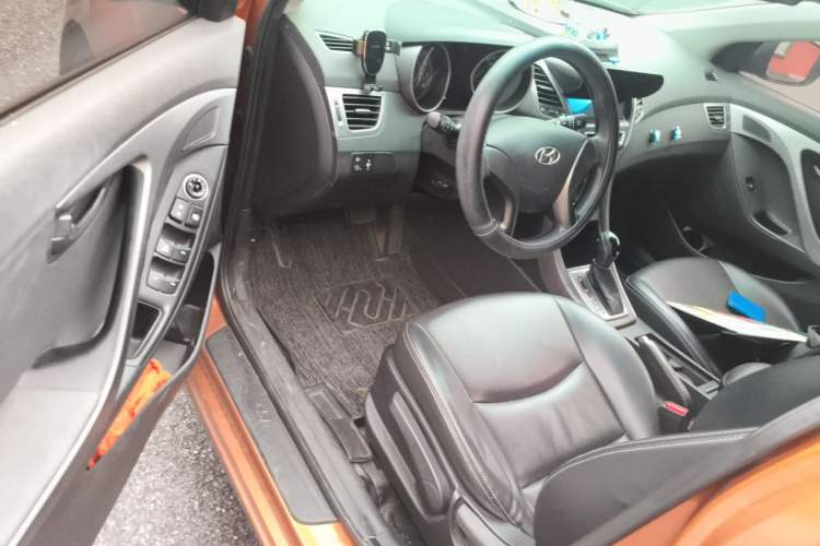 Used Hyundai Elantra (5th Generation / Langdong) 2015 1.6L Automatic Fashion Model Driver Seat