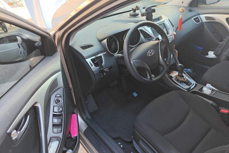 Used Hyundai Elantra (5th Generation / Langdong) 2015 1.6L Automatic Leading Model Driver Seat