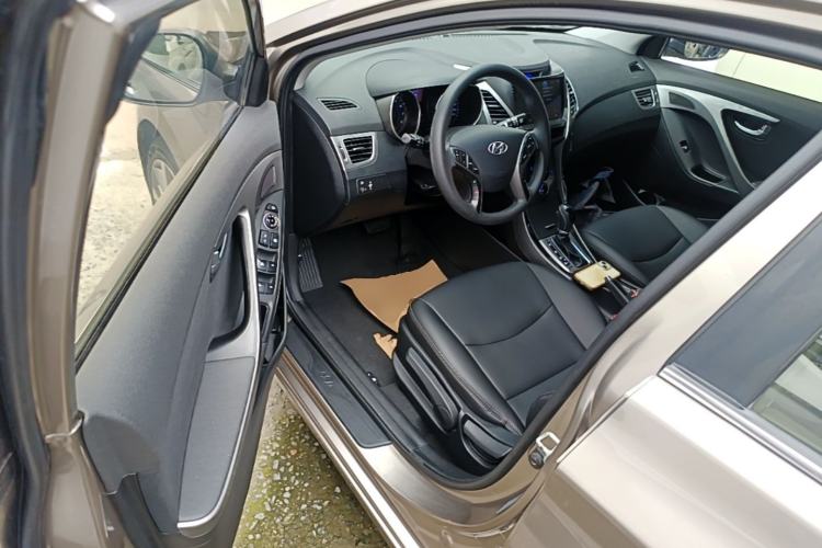 Used Hyundai Elantra (5th Generation / Langdong) 2015 1.6L Automatic Leading Model Driver Seat