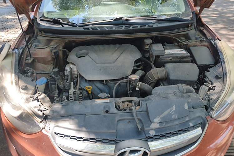 Used Hyundai Elantra (5th Generation / Langdong) 2015 1.6L Automatic Leading Model Engine Bay
