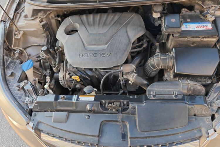 Used Hyundai Elantra (5th Generation / Langdong) 2015 1.6L Automatic Leading Model Engine Bay