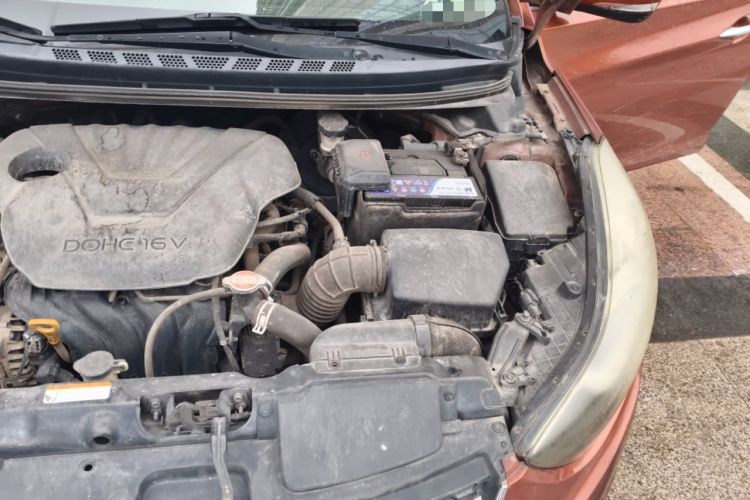 Used Hyundai Elantra (5th Generation / Langdong) 2015 1.6L Automatic Leading Model Engine Bay Left