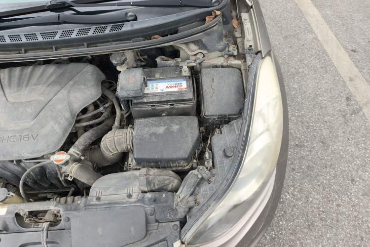 Used Hyundai Elantra (5th Generation / Langdong) 2015 1.6L Automatic Leading Model Engine Bay Left