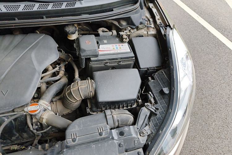 Used Hyundai Elantra (5th Generation / Langdong) 2015 1.6L Manual Leading Model Engine Bay Left
