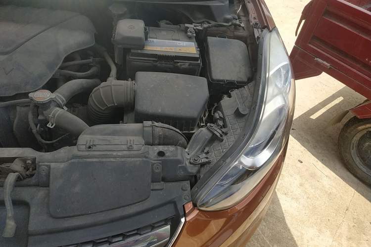 Used Hyundai Elantra (5th Generation / Langdong) 2015 1.6L Manual Leading Model Engine Bay Left