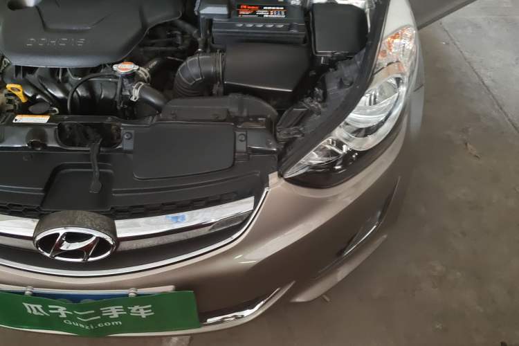 Used Hyundai Elantra (5th Generation / Langdong) 2015 1.6L Automatic Fashion Model Engine Bay Left