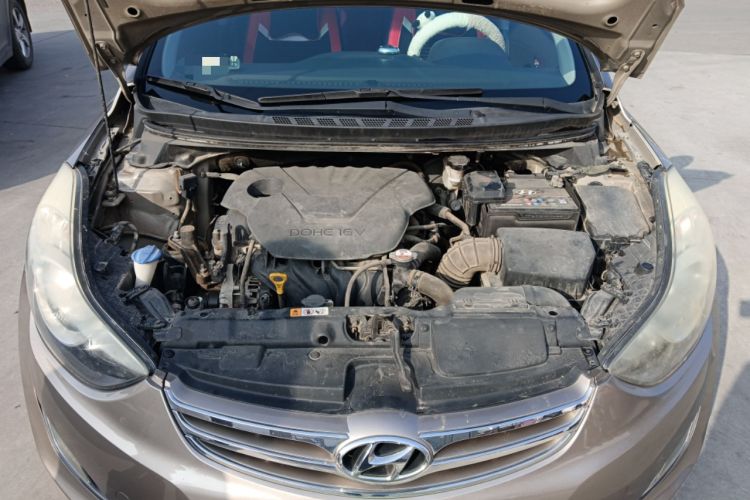Used Hyundai Elantra (5th Generation / Langdong) 2015 1.6L Manual Fashion Edition Engine Bay