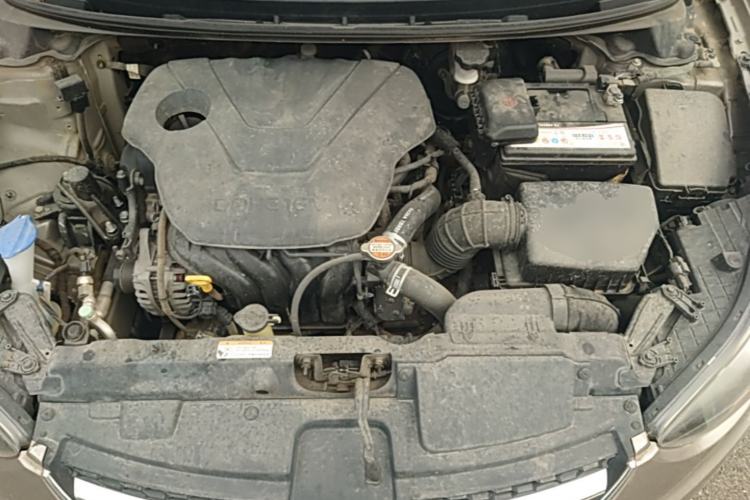 Used Hyundai Elantra (5th Generation / Langdong) 2015 1.6L Automatic Luxury Model Engine Bay